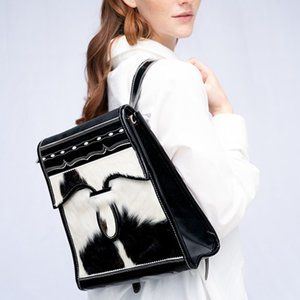El Morral, cowhide backpack